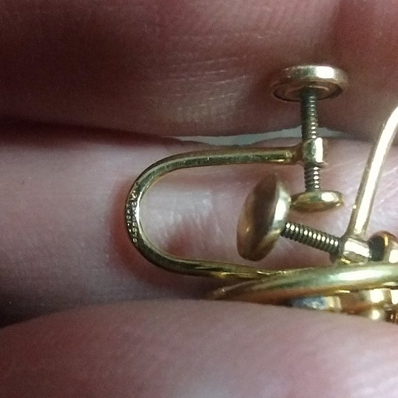 Antique  10k gold filled with garnet screw back clip on earrings - Picture 7 of 8